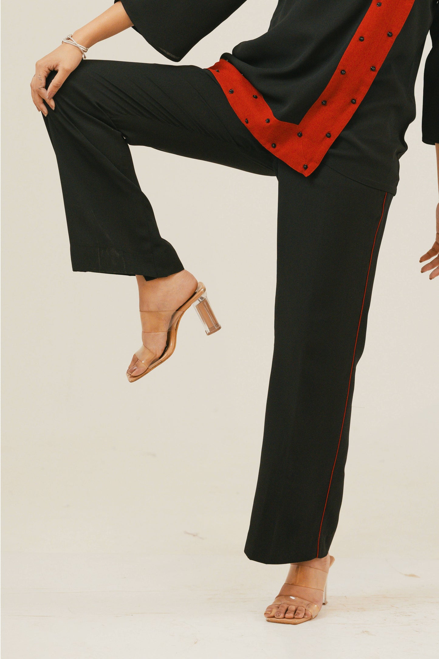 Scarlet Line Pant